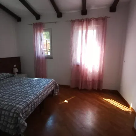 U Muinettu * ラ・スペツィア